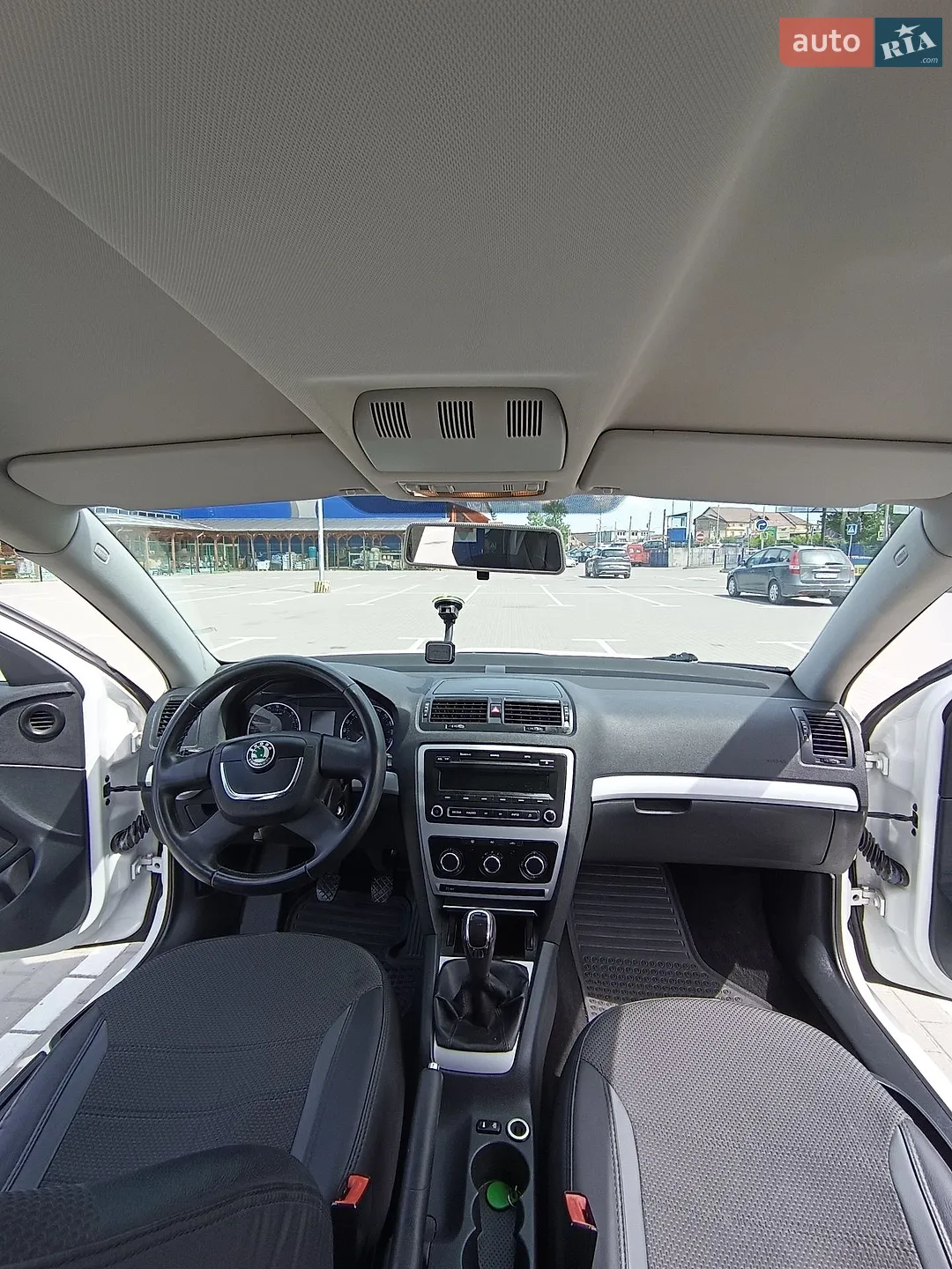 2011 Skoda Octavia - мініатюра 17