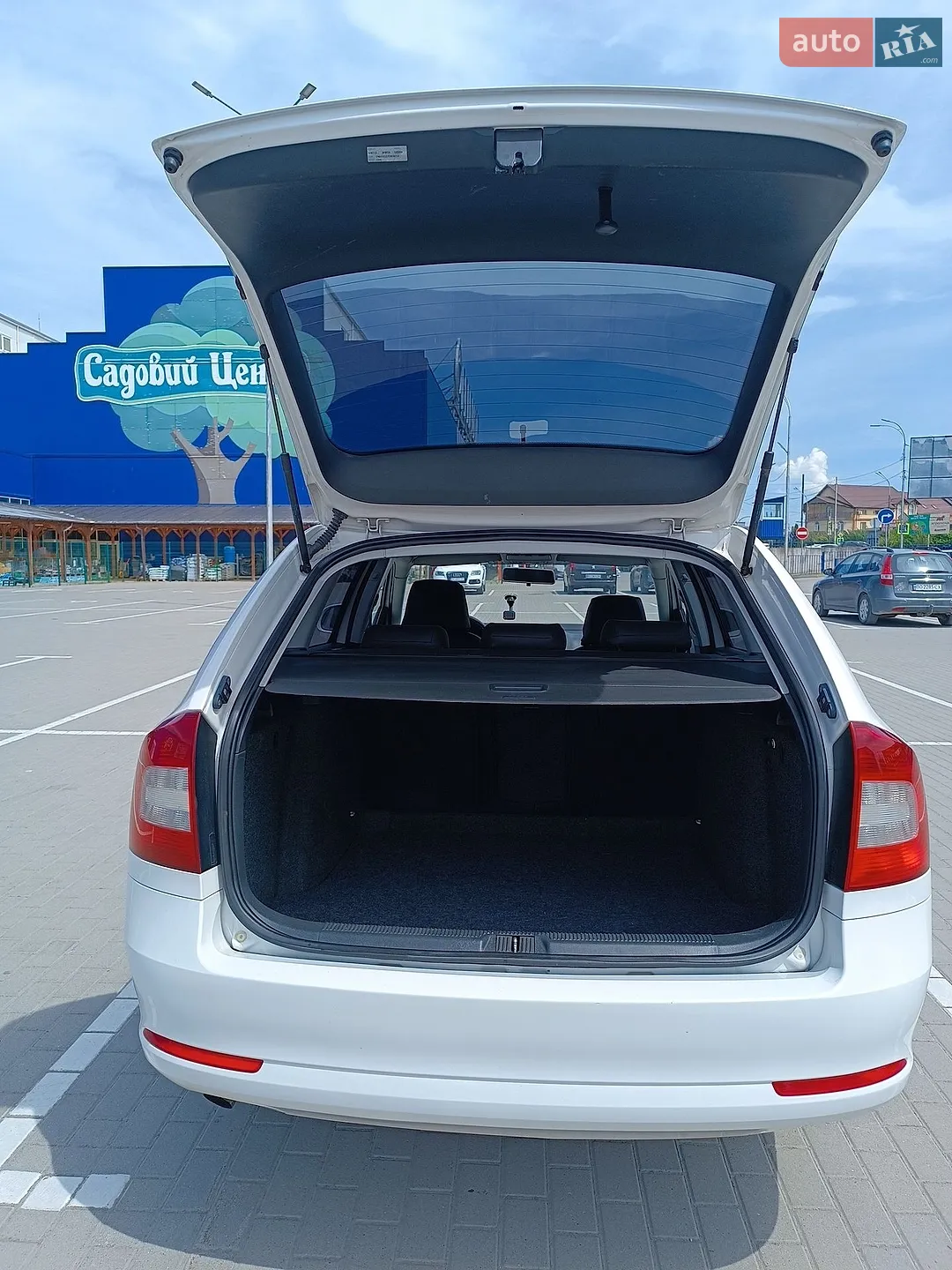 2011 Skoda Octavia - мініатюра 33