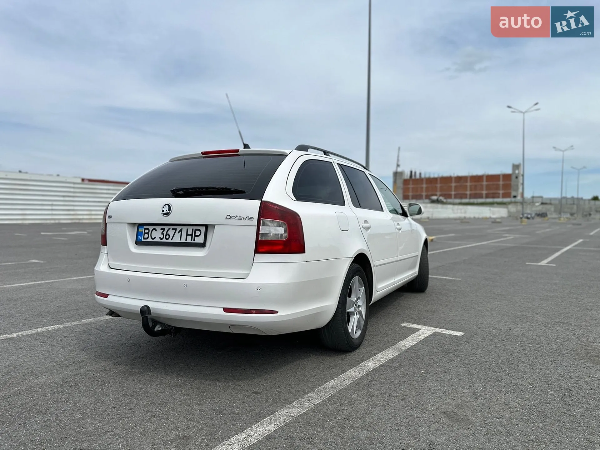2010 Skoda Octavia - мініатюра 11