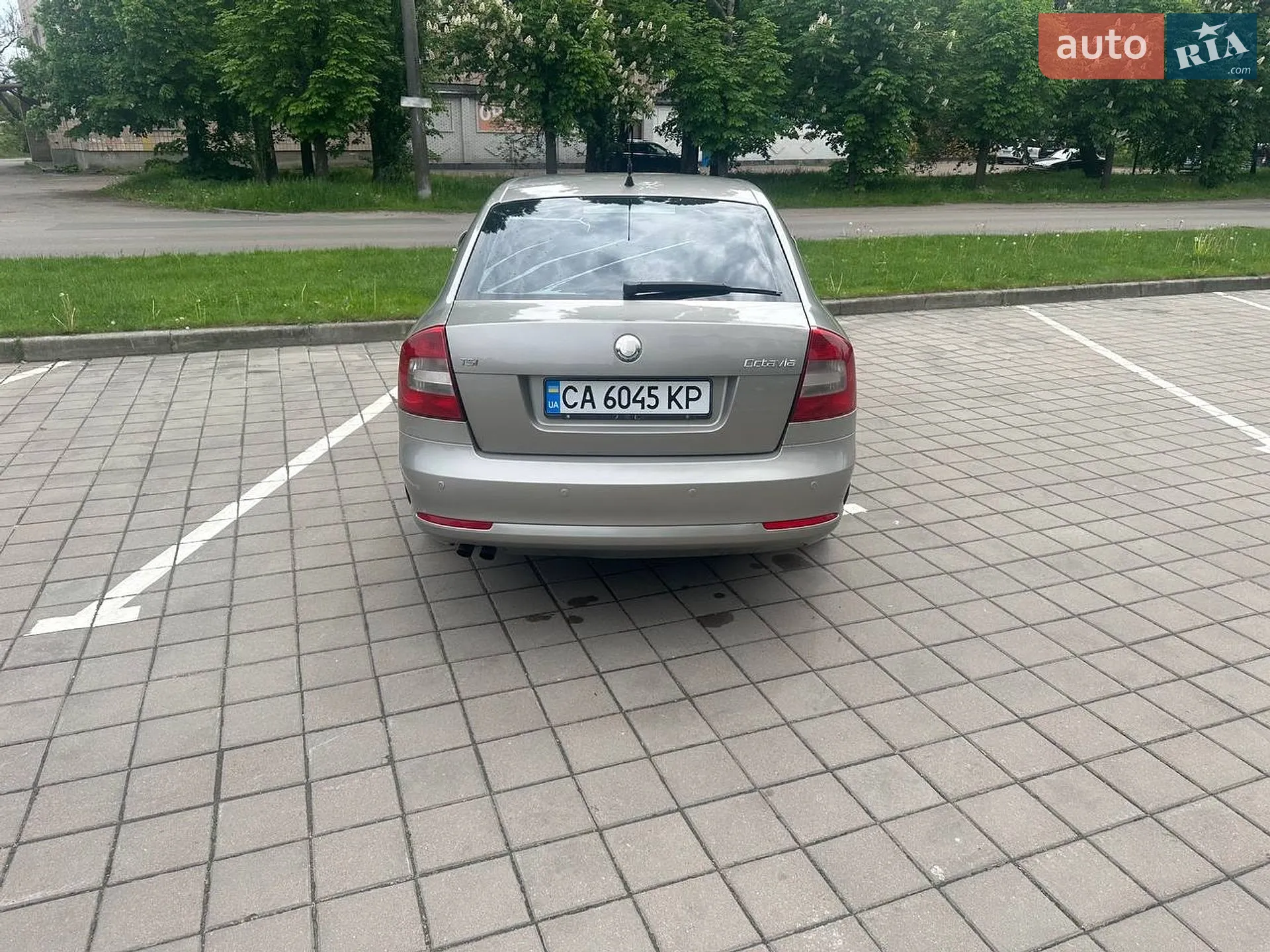 2010 Skoda Octavia - мініатюра 5