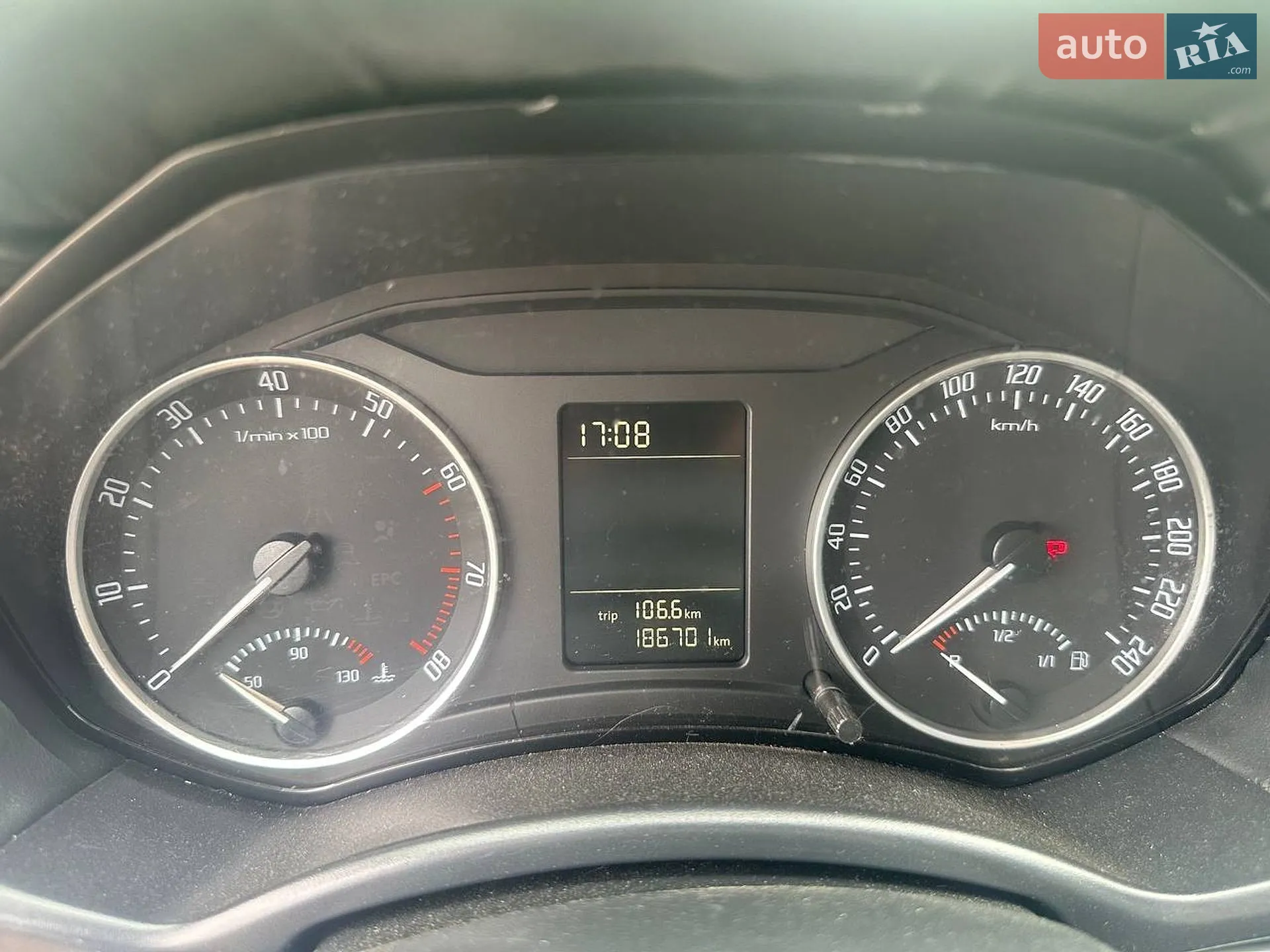 2010 Skoda Octavia - мініатюра 9