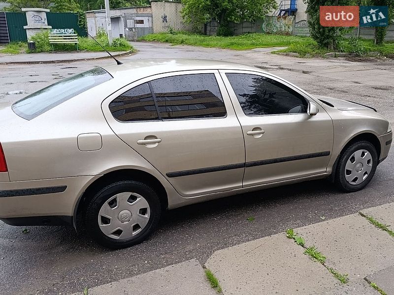 Лифтбек Skoda Octavia 2005 в Кропивницком