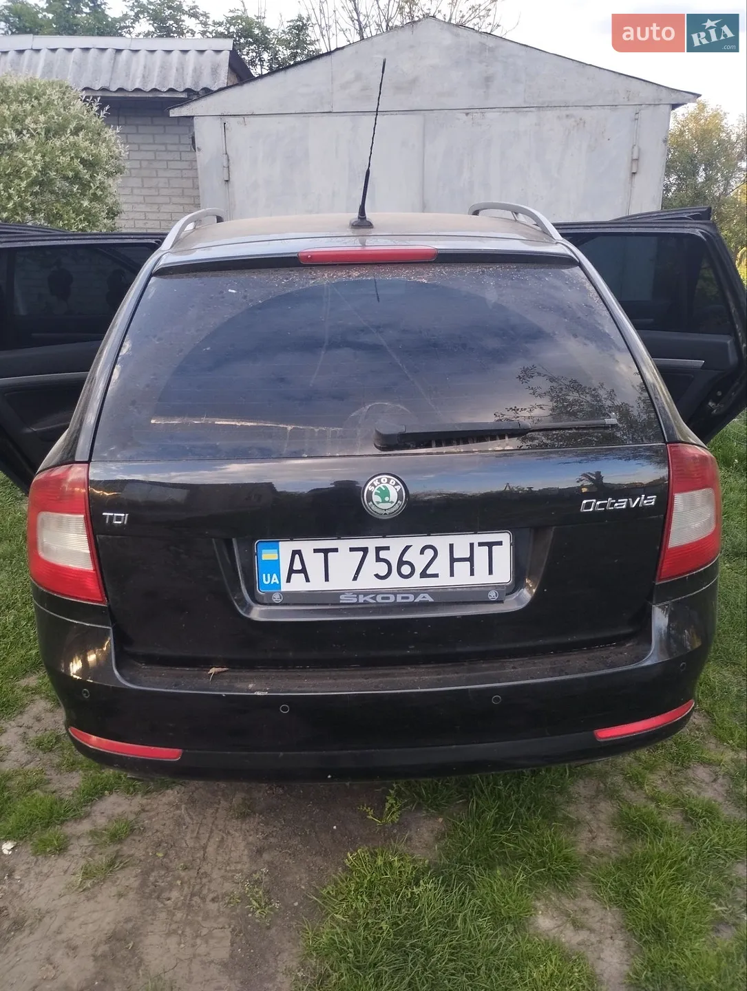 2010 Skoda Octavia - мініатюра 5