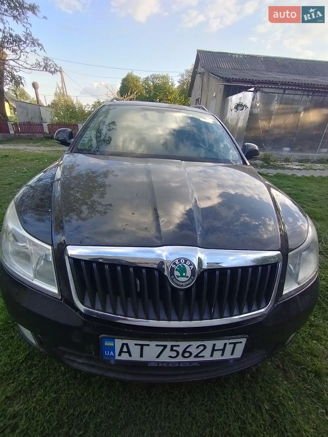 2010 Skoda Octavia - мініатюра 2
