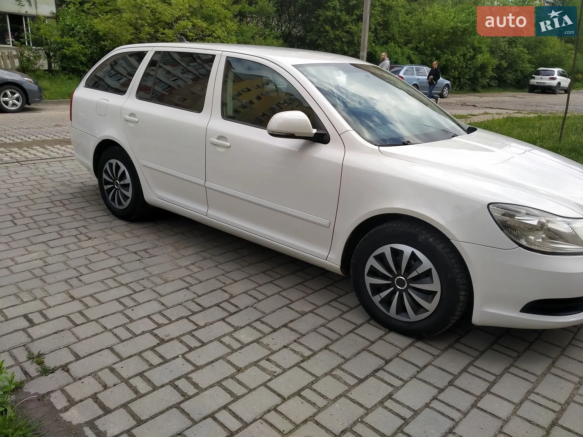2011 Skoda Octavia - мініатюра 3