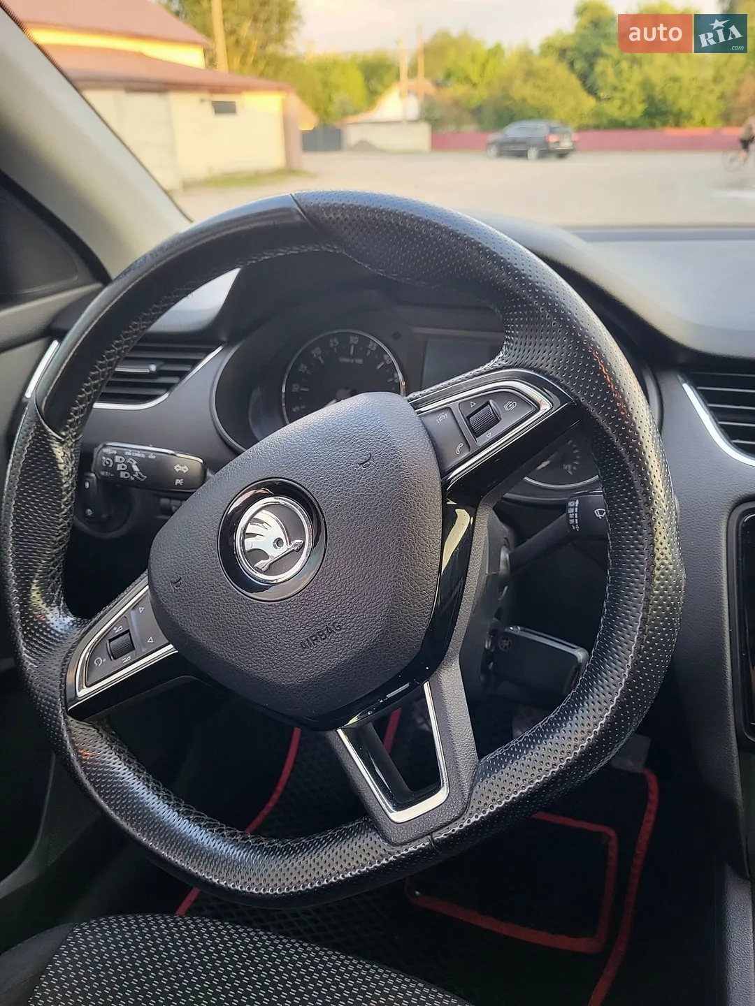 2015 Skoda Octavia - мініатюра 17