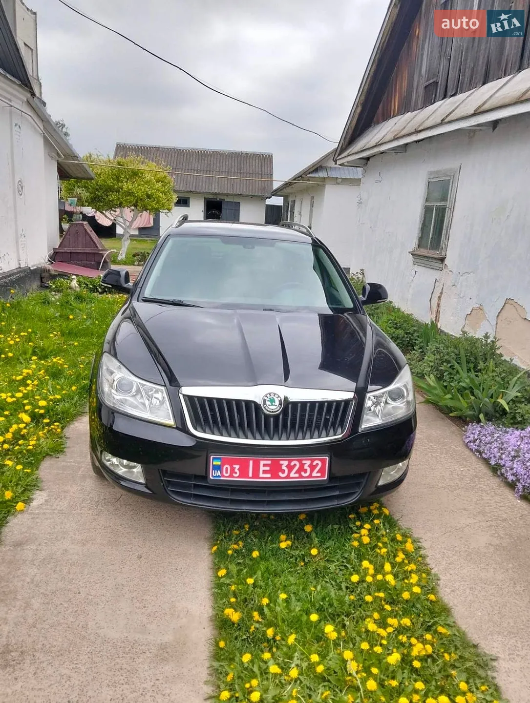 2011 Skoda Octavia - мініатюра 2