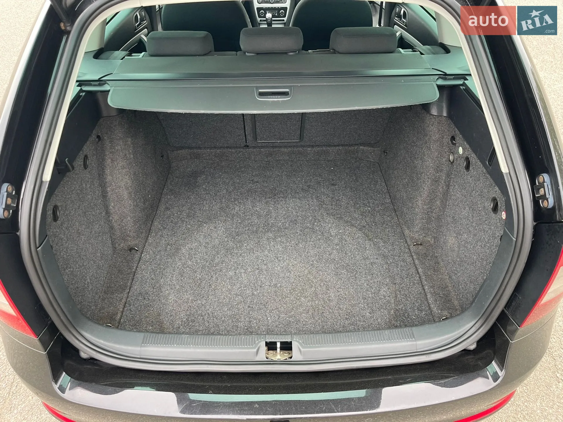 2011 Skoda Octavia - мініатюра 31