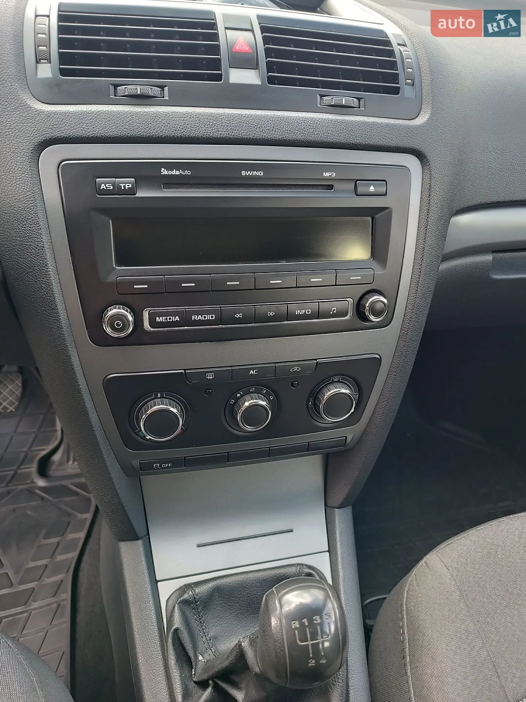 2012 Skoda Octavia - мініатюра 9
