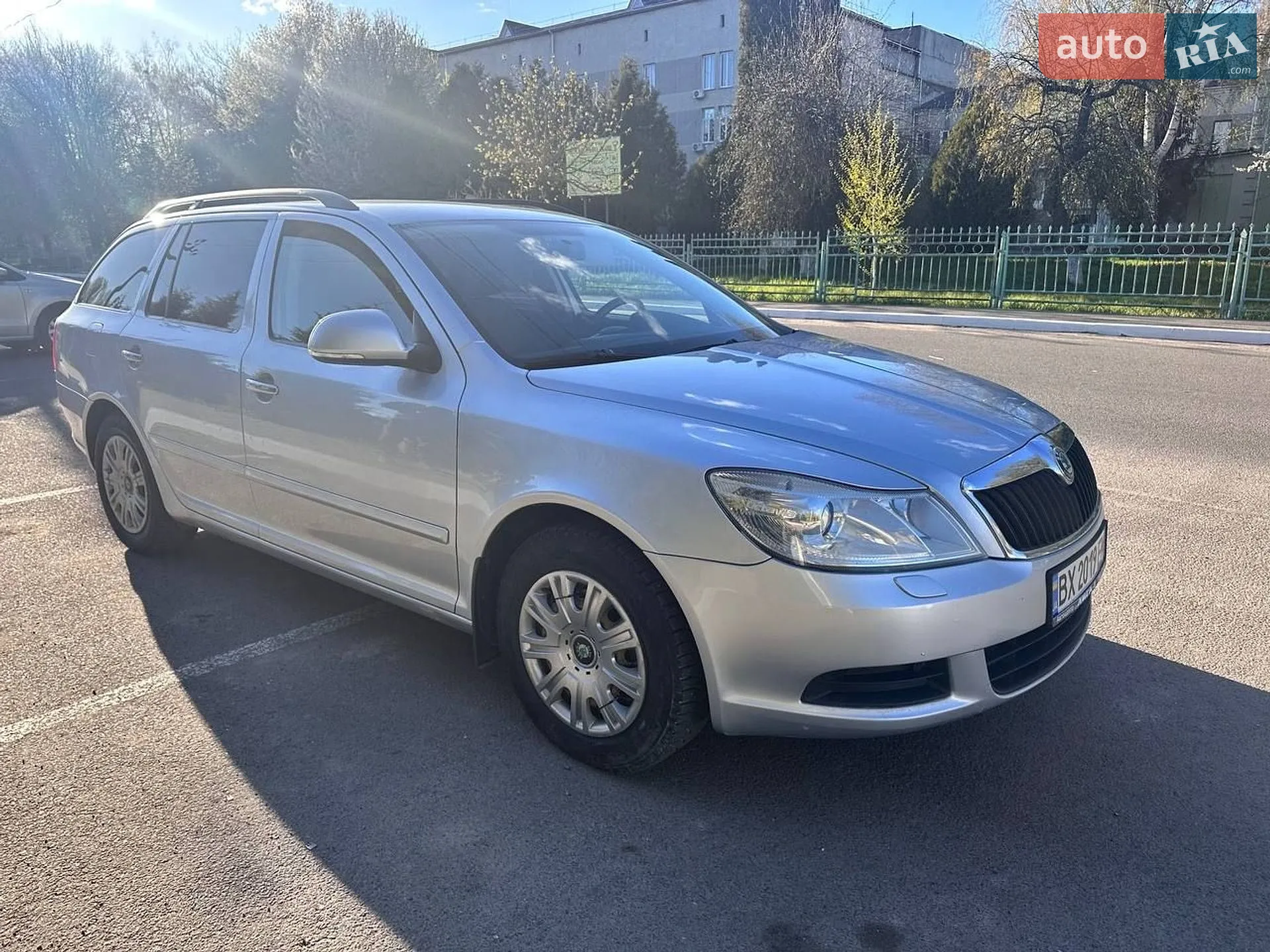 2010 Skoda Octavia - мініатюра 17