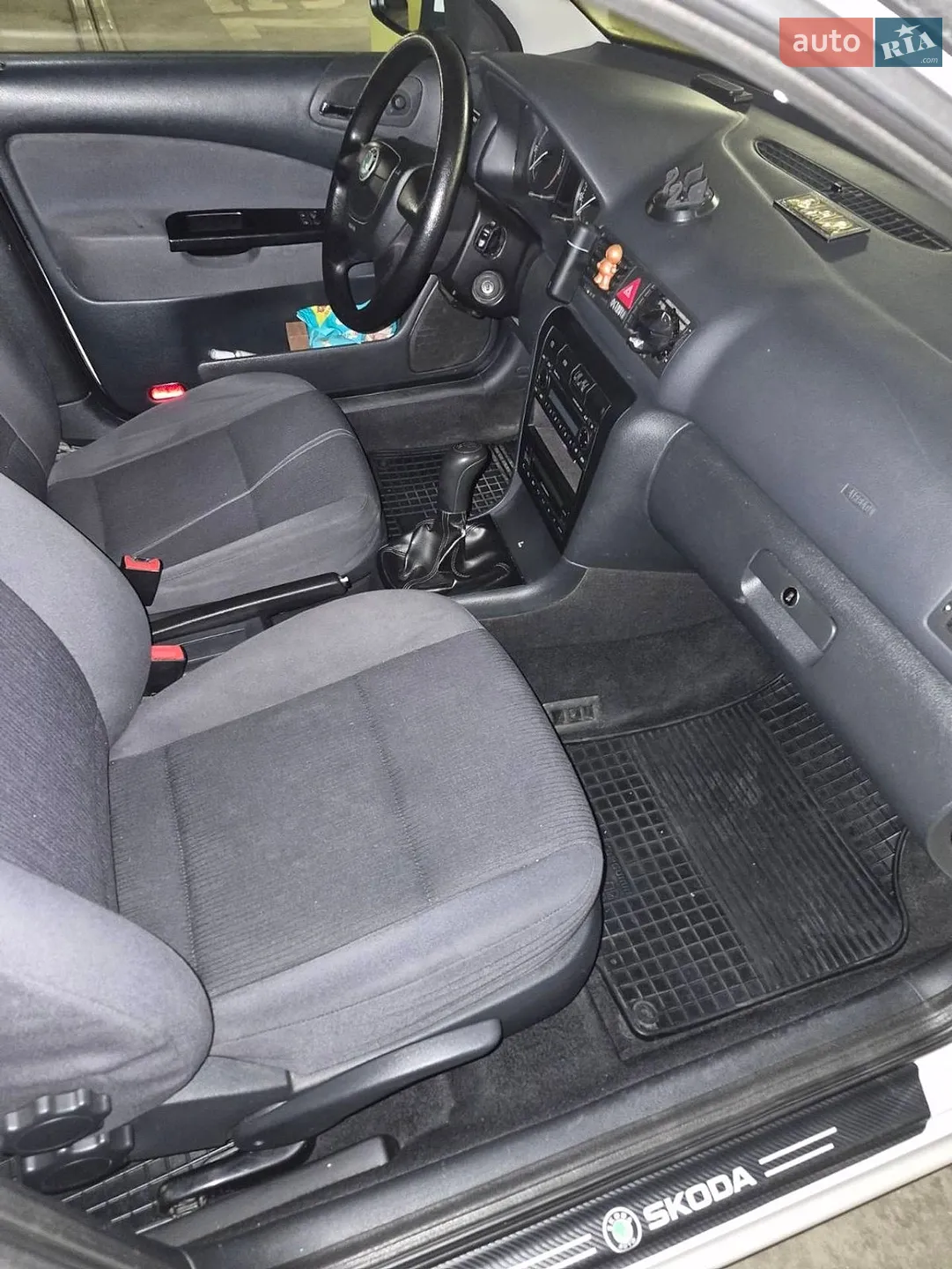2010 Skoda Octavia - мініатюра 19