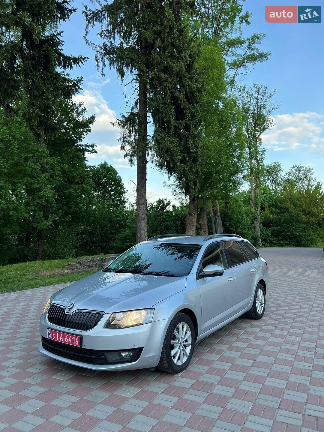 2015 Skoda Octavia - фото 1