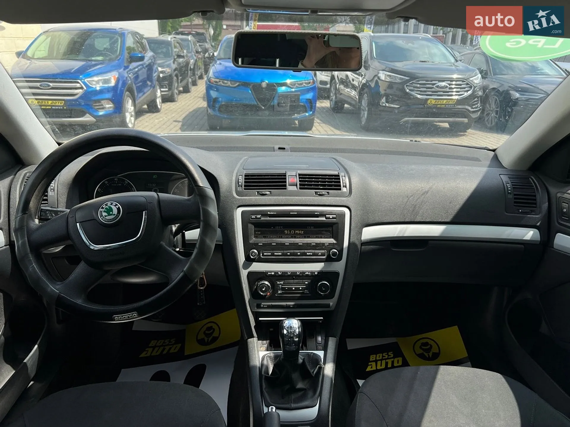 2010 Skoda Octavia - мініатюра 10