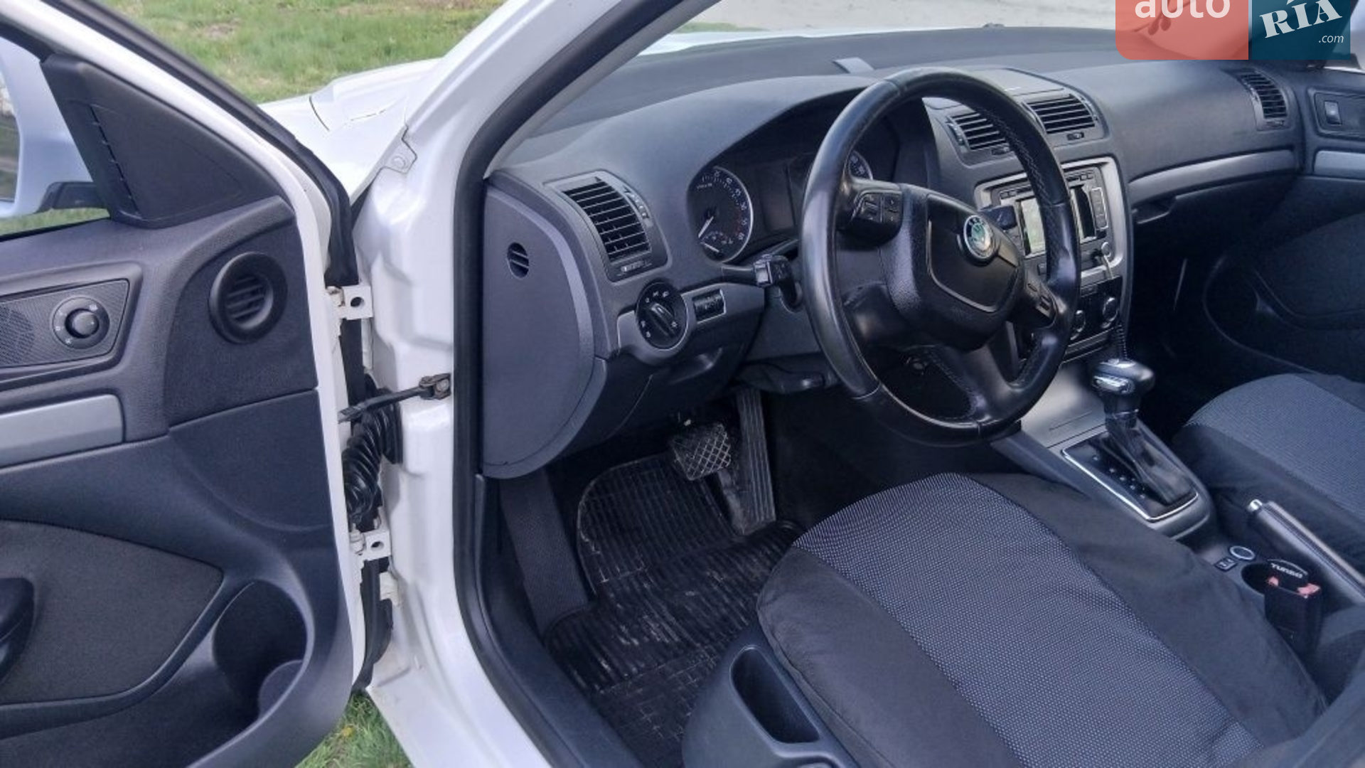 2011 Skoda Octavia - мініатюра 7