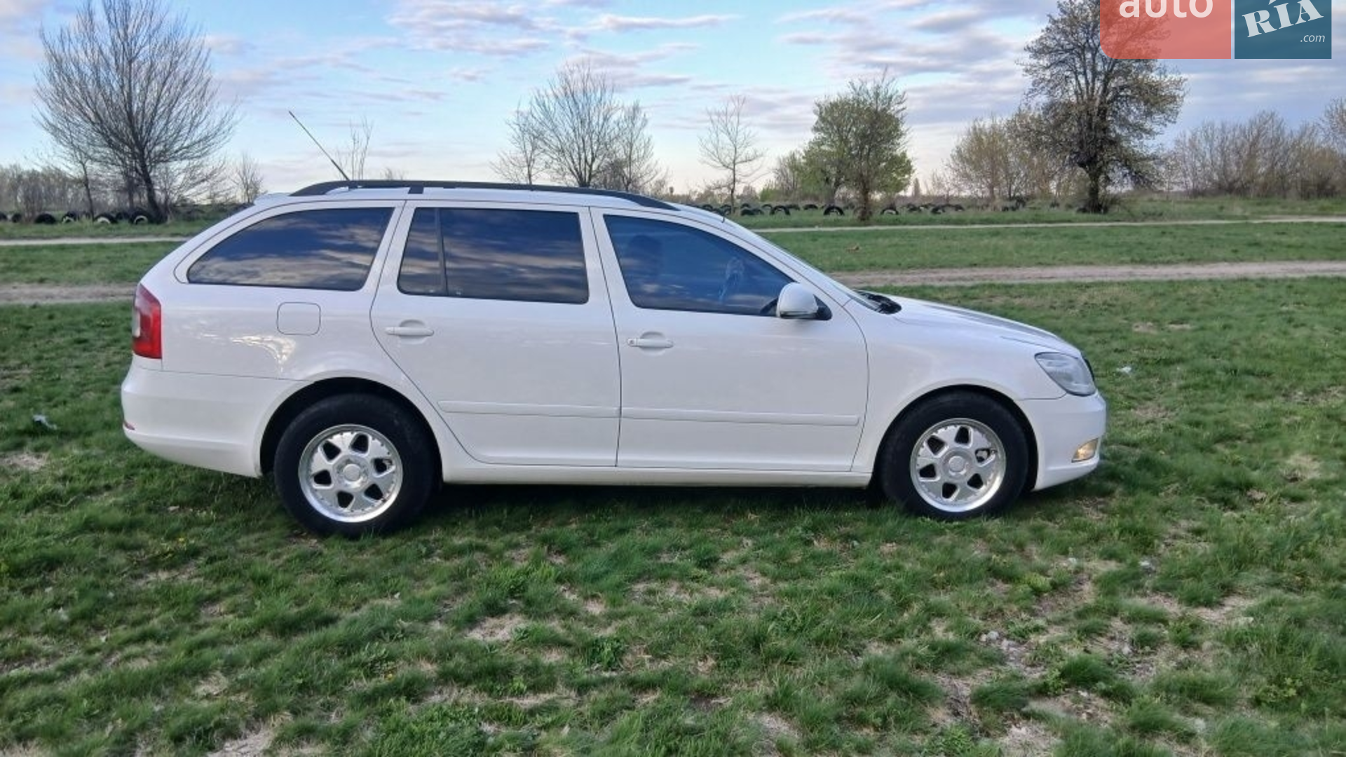 2011 Skoda Octavia - мініатюра 14