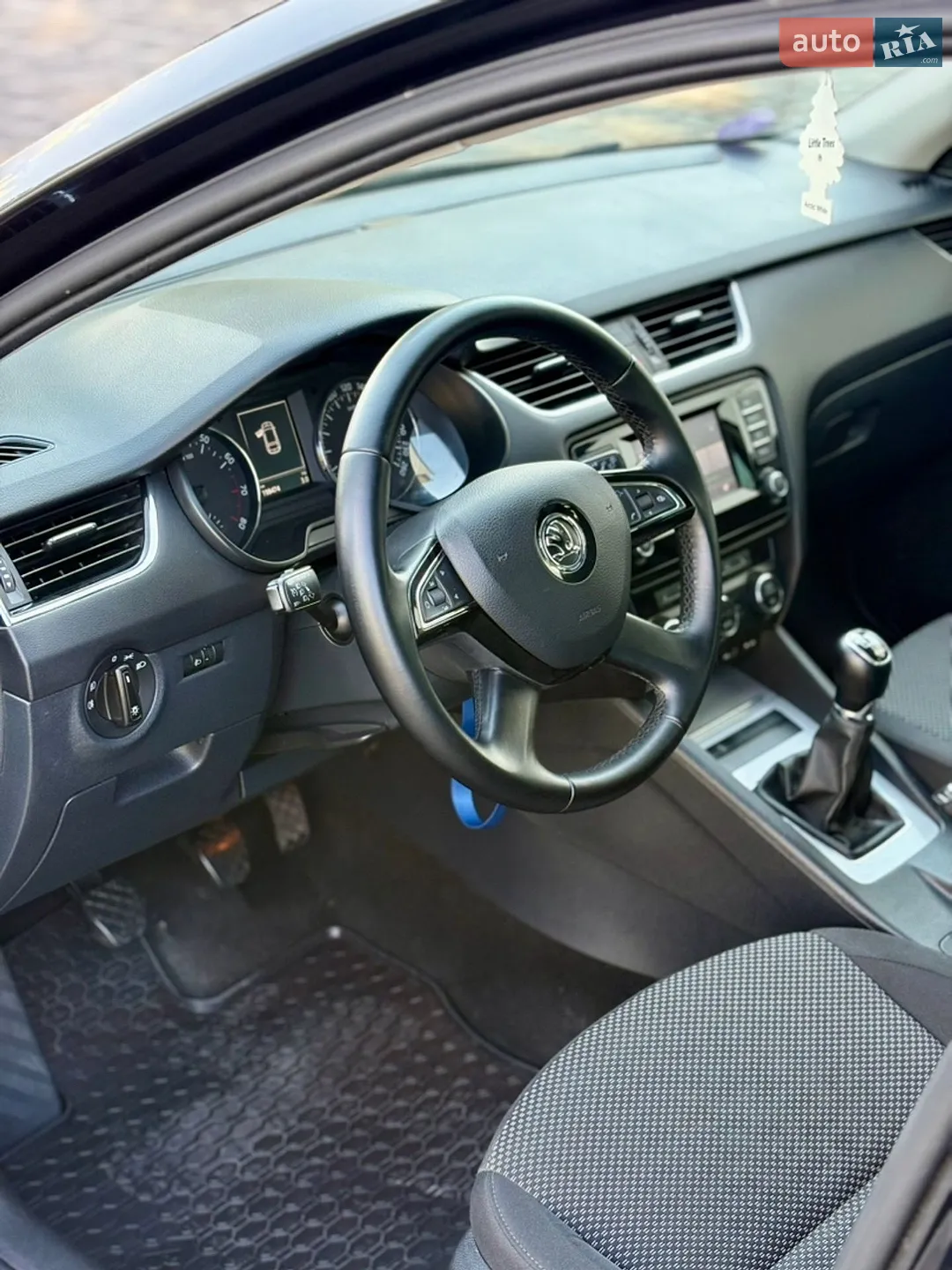 2014 Skoda Octavia - мініатюра 10