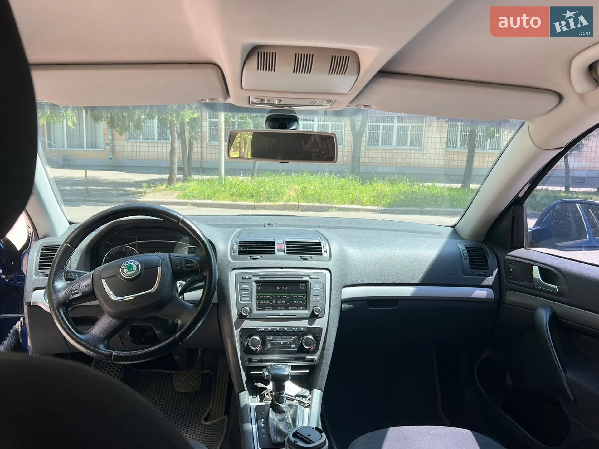 2011 Skoda Octavia - мініатюра 8