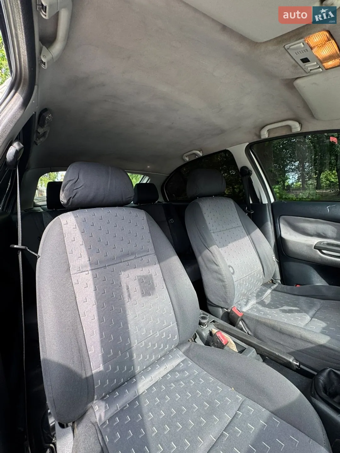 2010 Skoda Octavia - мініатюра 13
