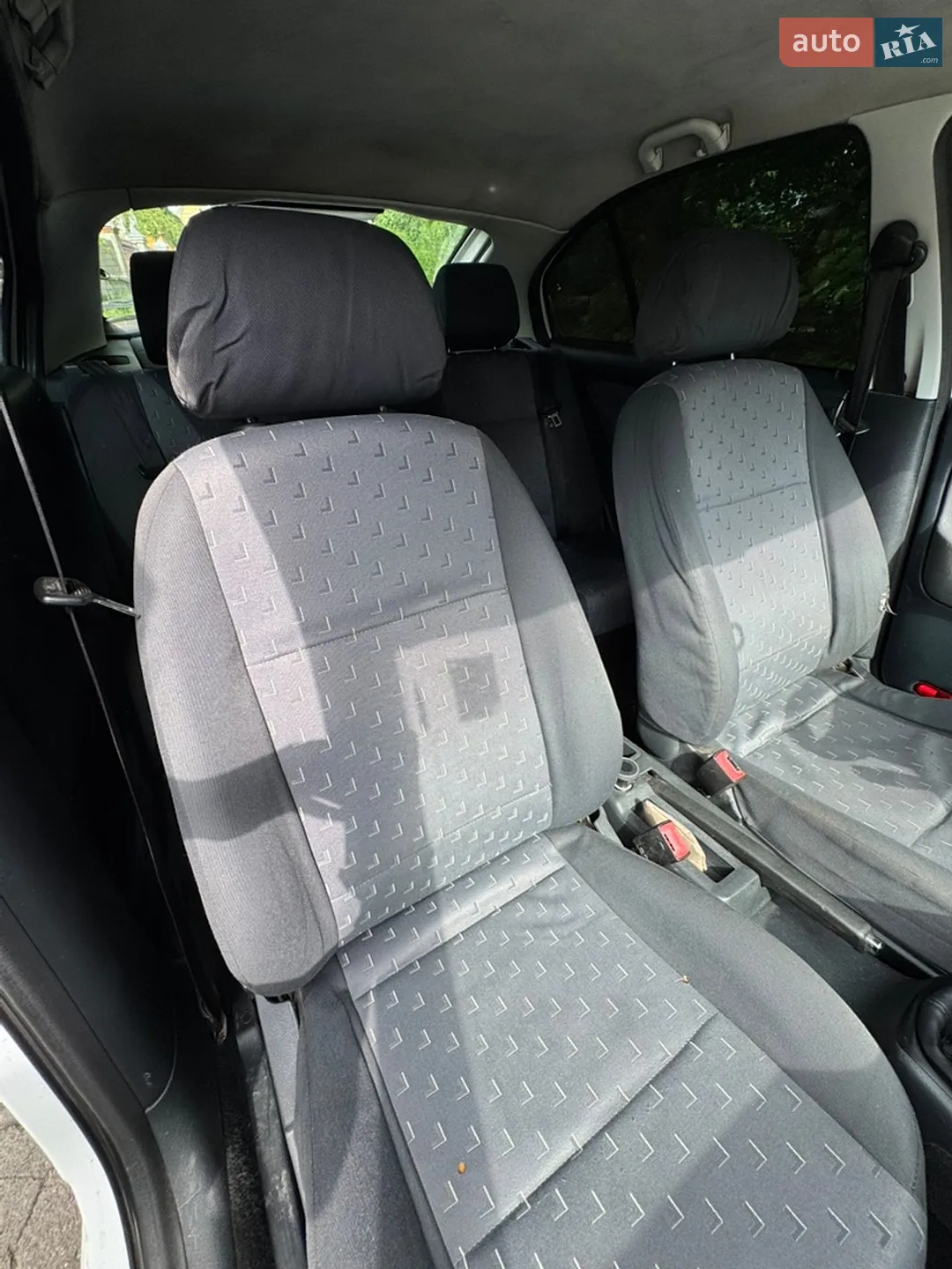 2010 Skoda Octavia - мініатюра 16
