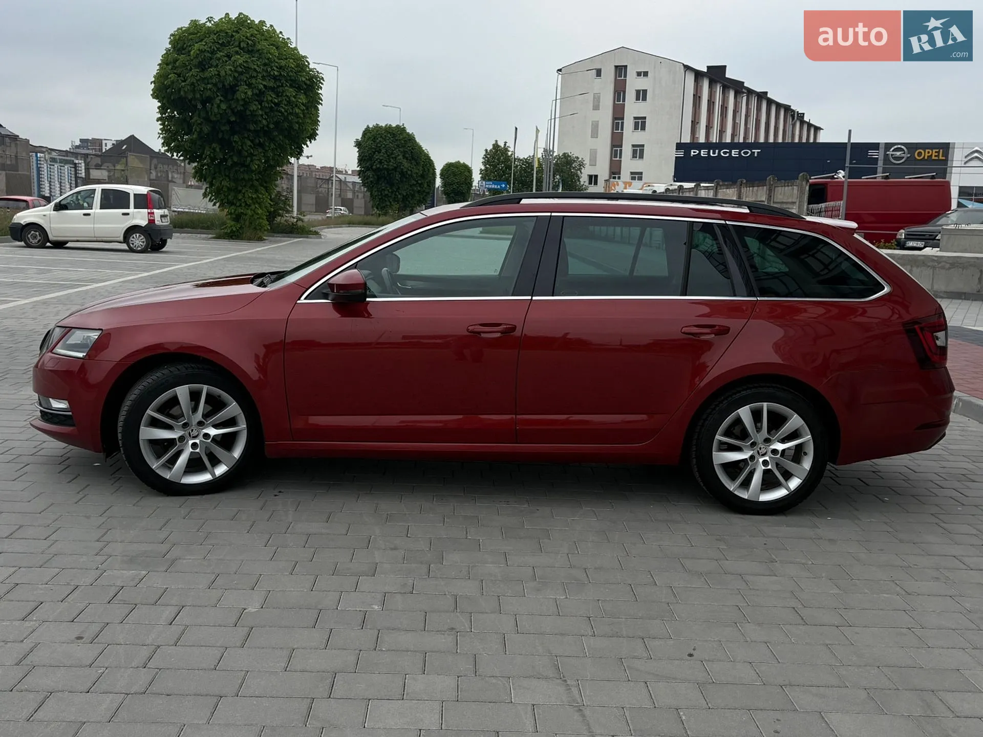 2017 Skoda Octavia - мініатюра 9