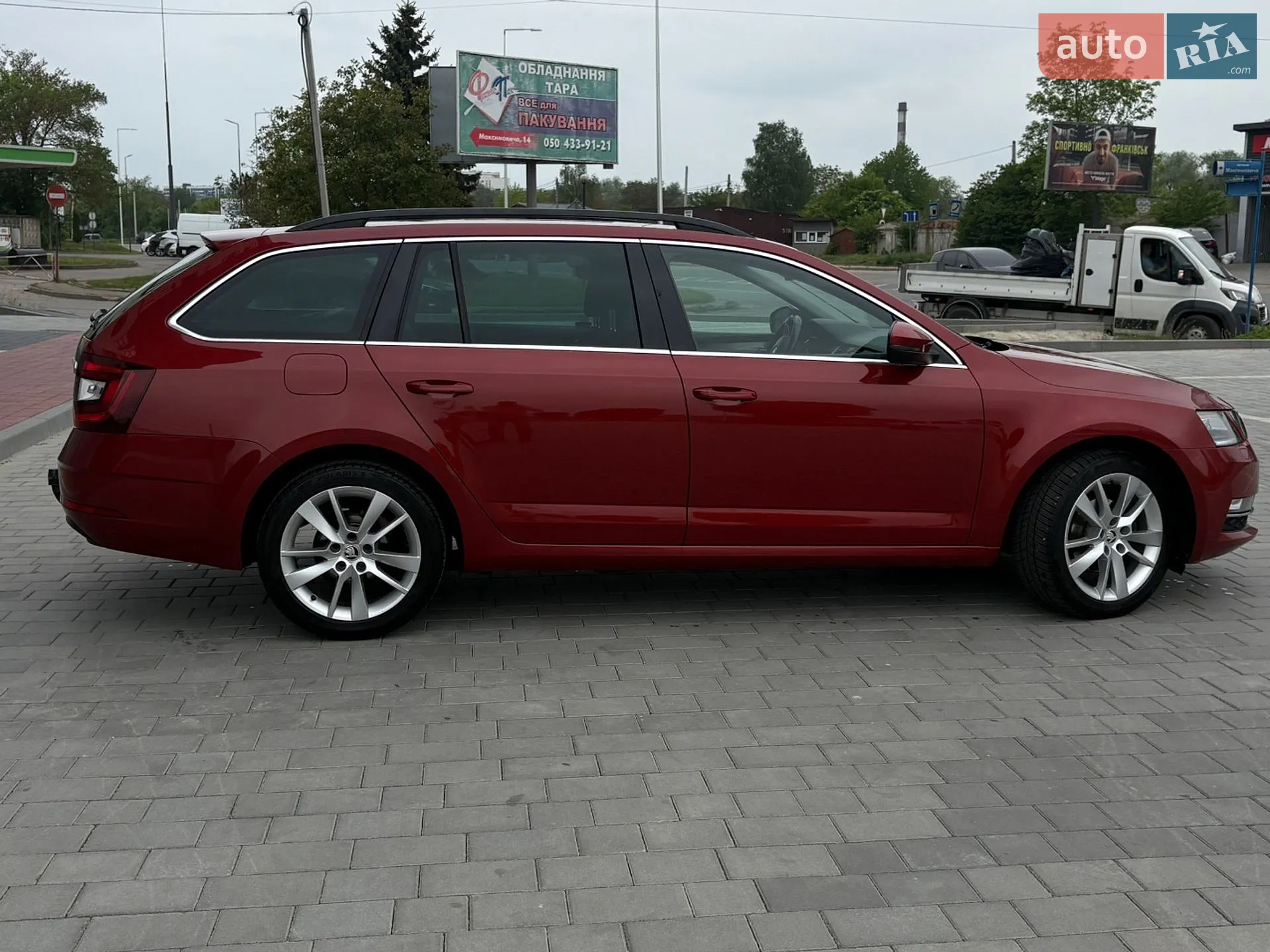 2017 Skoda Octavia - мініатюра 8