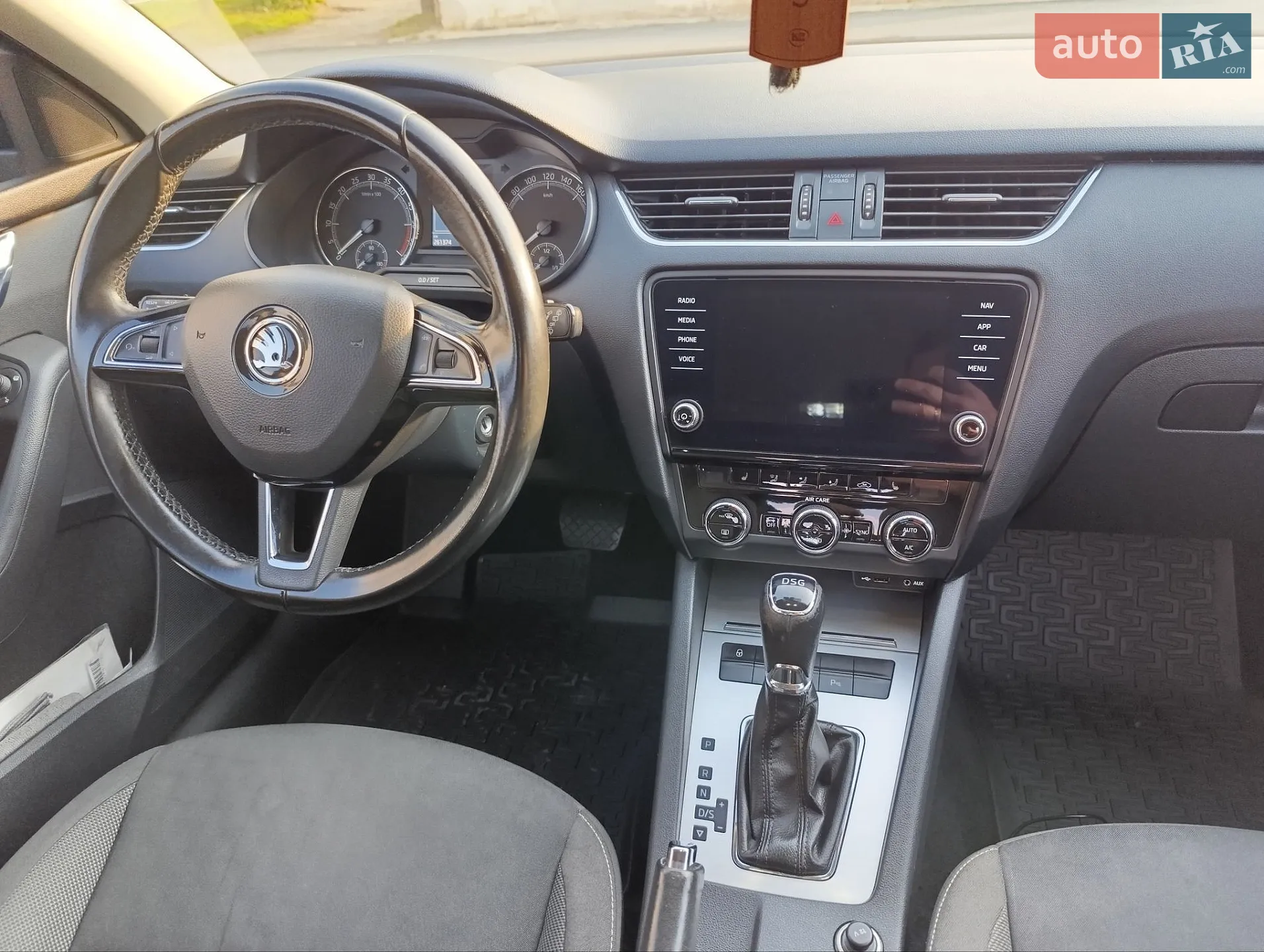 2017 Skoda Octavia - мініатюра 21
