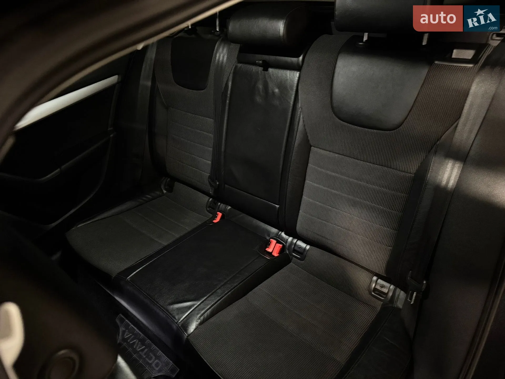 2013 Skoda Octavia - мініатюра 19