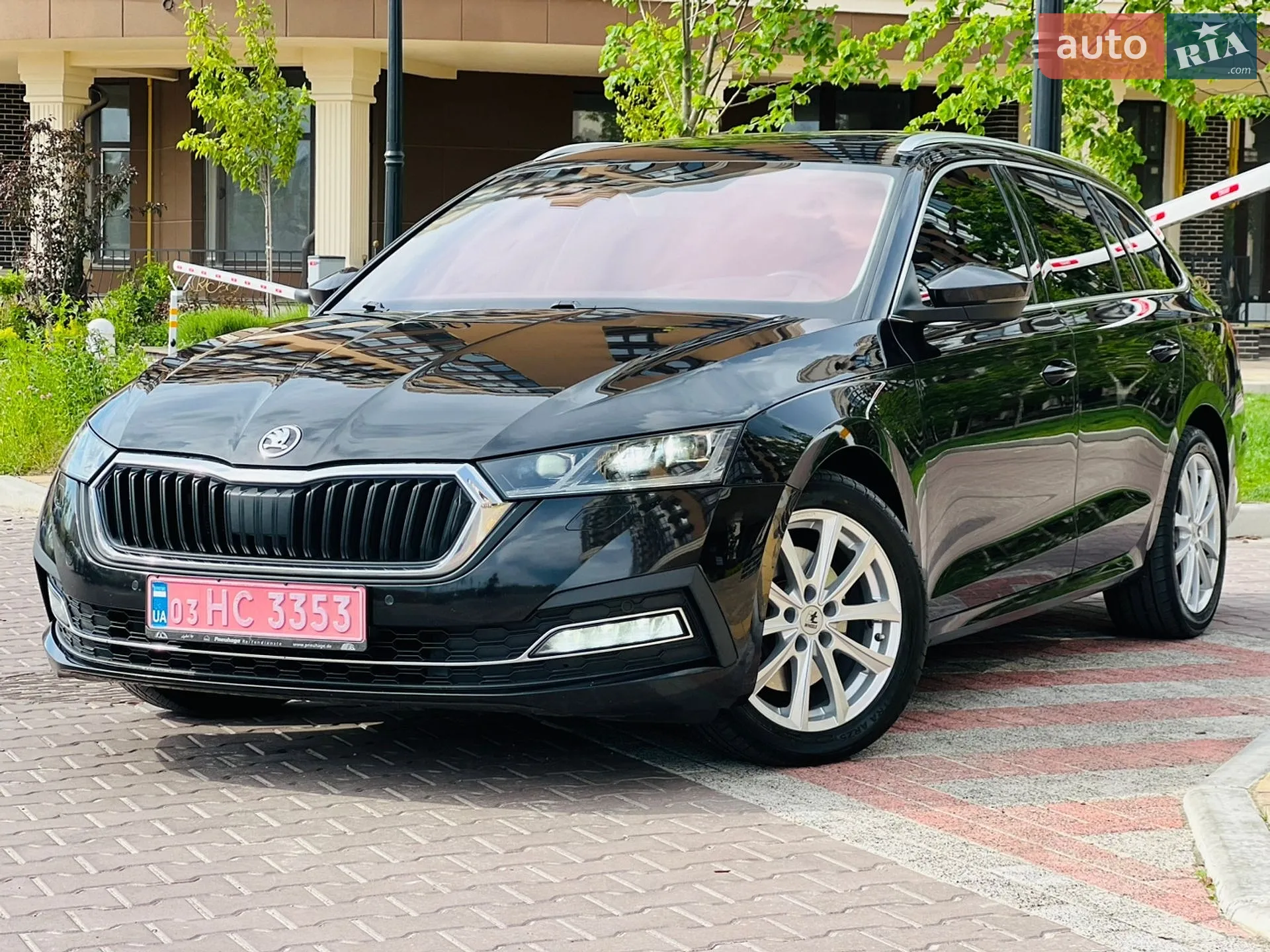 2020 Skoda Octavia - фото 1