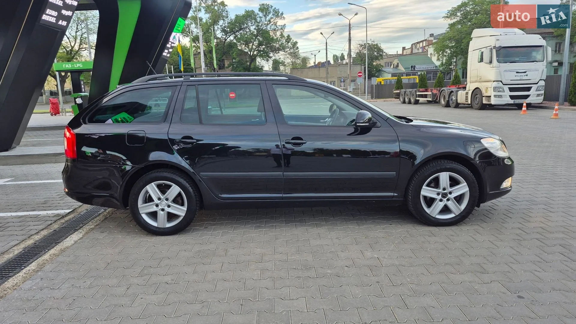 2012 Skoda Octavia - мініатюра 19