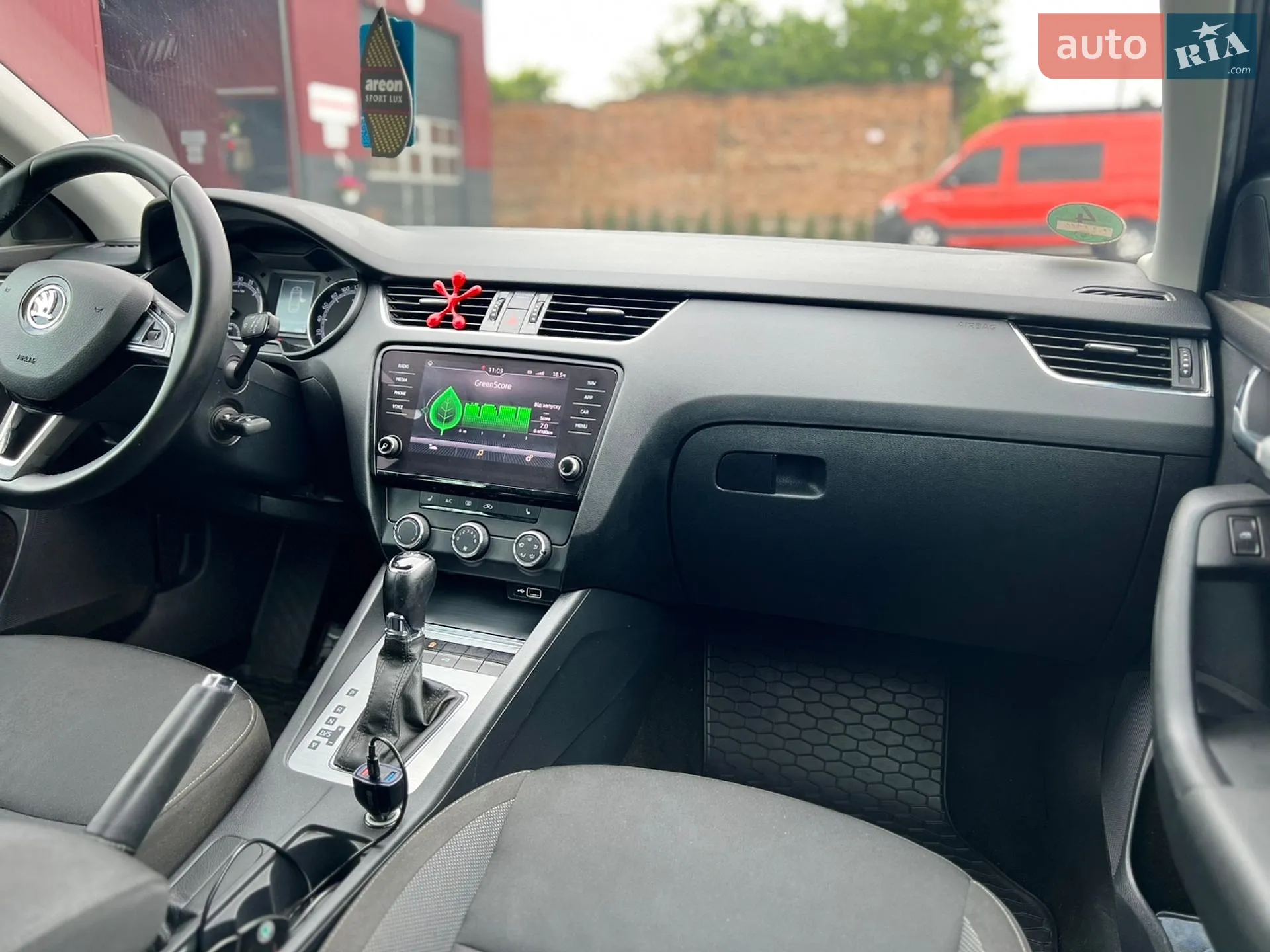 2018 Skoda Octavia - мініатюра 39