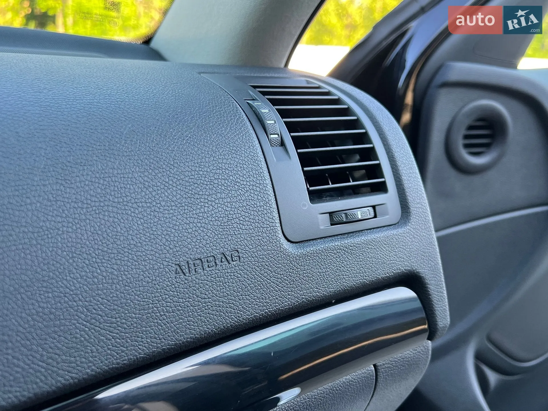 2011 Skoda Octavia - мініатюра 73