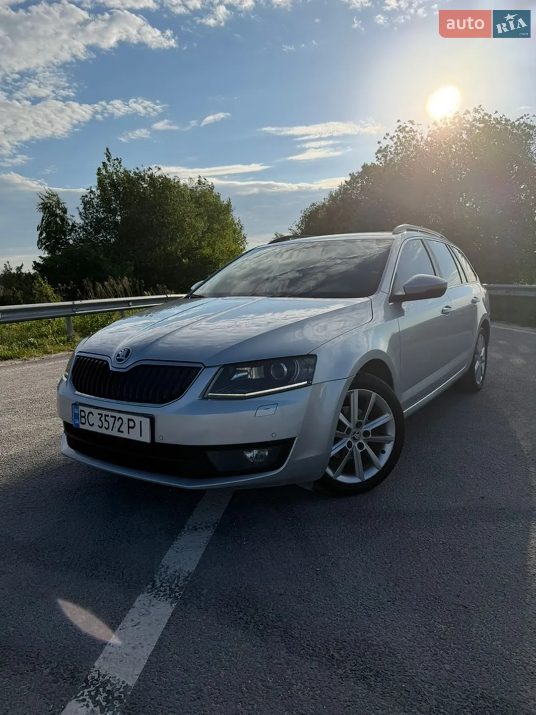 2015 Skoda Octavia - фото 1