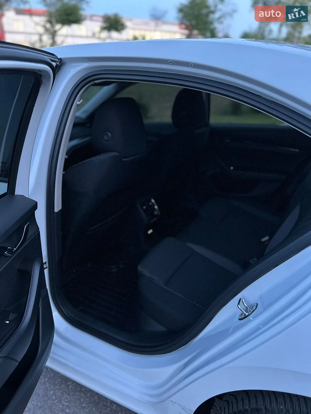 2020 Skoda Octavia - мініатюра 9