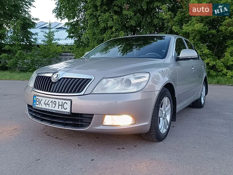 Skoda Octavia 2010 VIN TMBHK61Z0A8033998 фото оголошення 13 з 39