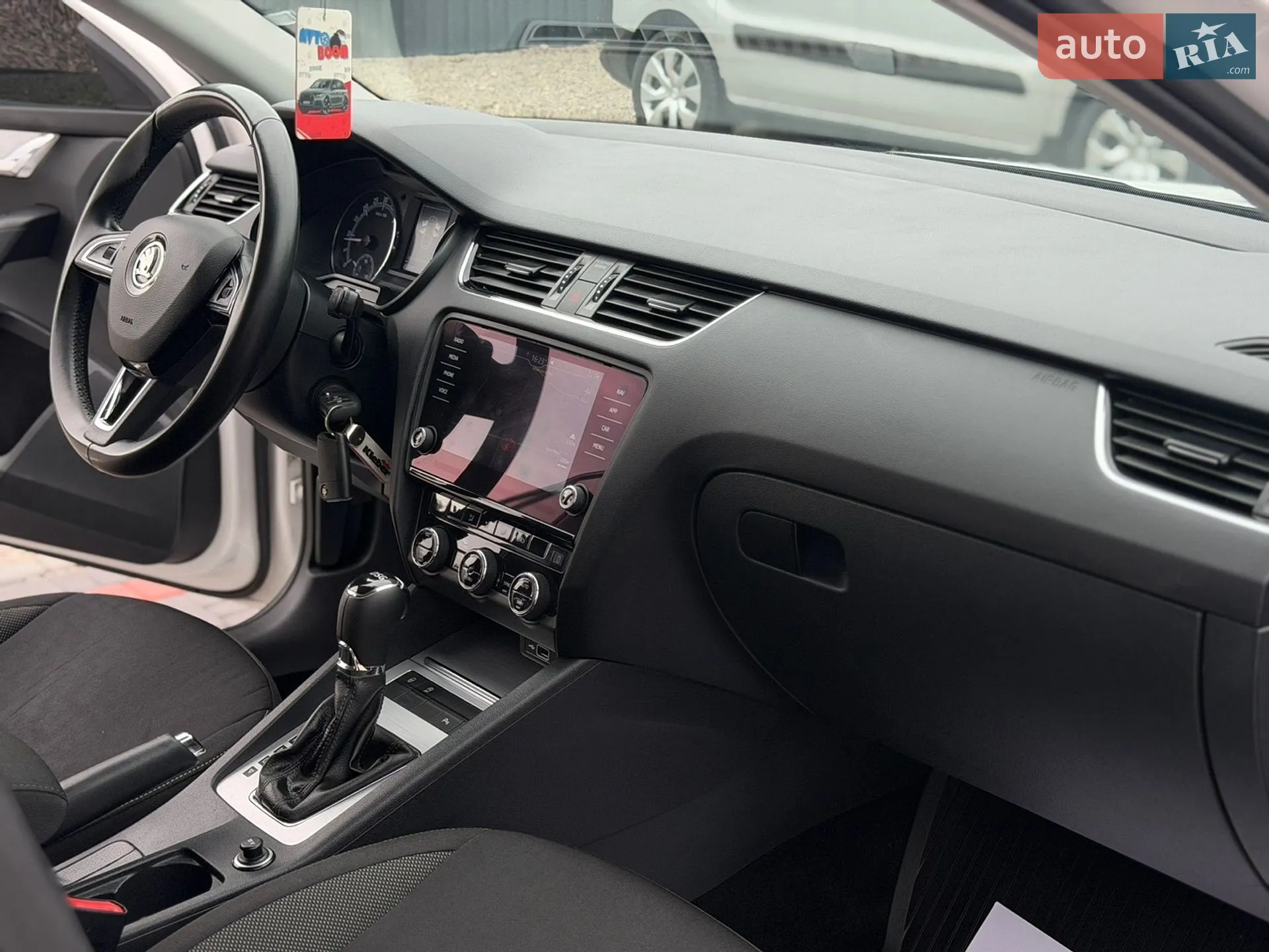 2018 Skoda Octavia - мініатюра 23