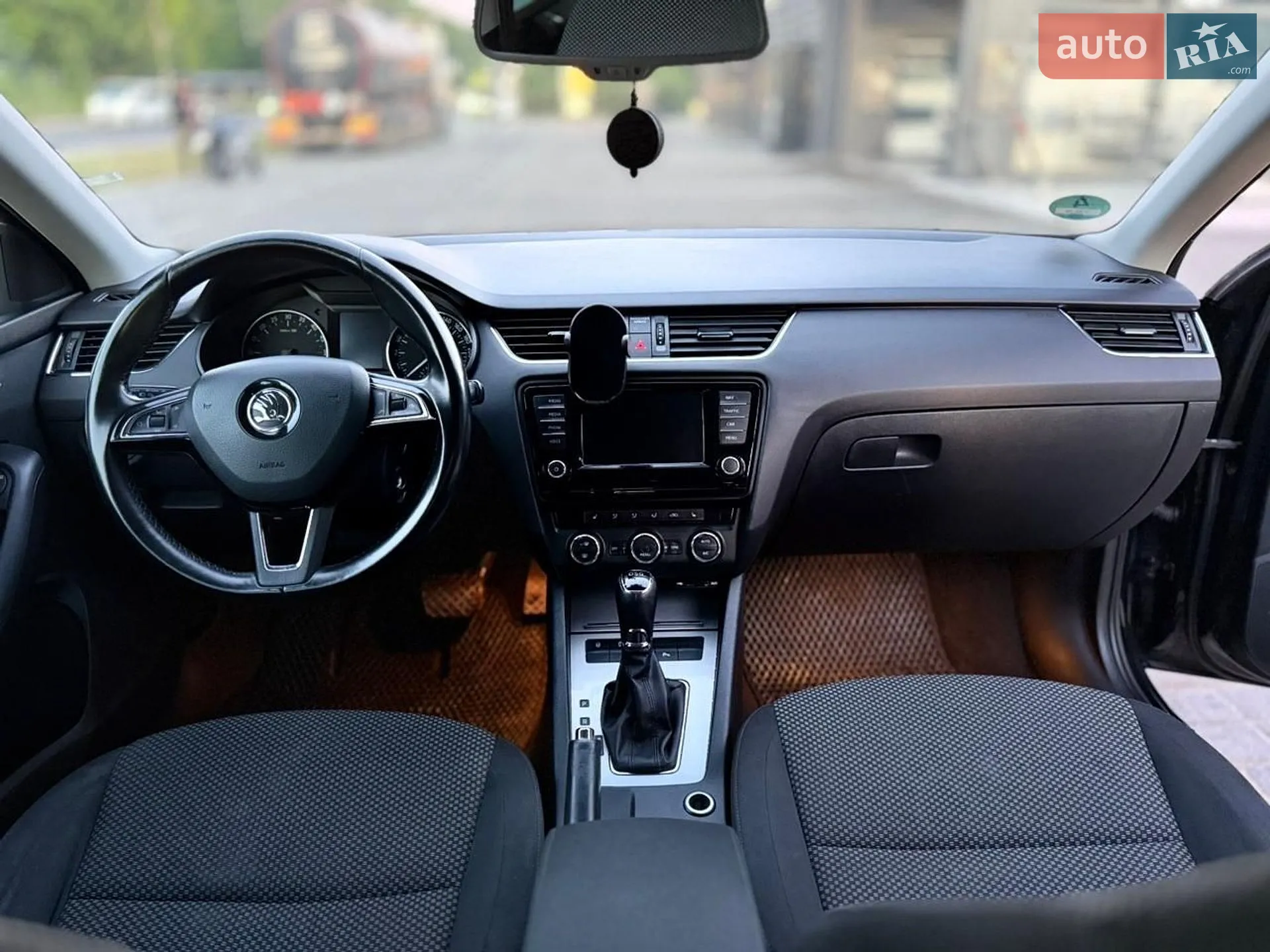 2015 Skoda Octavia - мініатюра 10