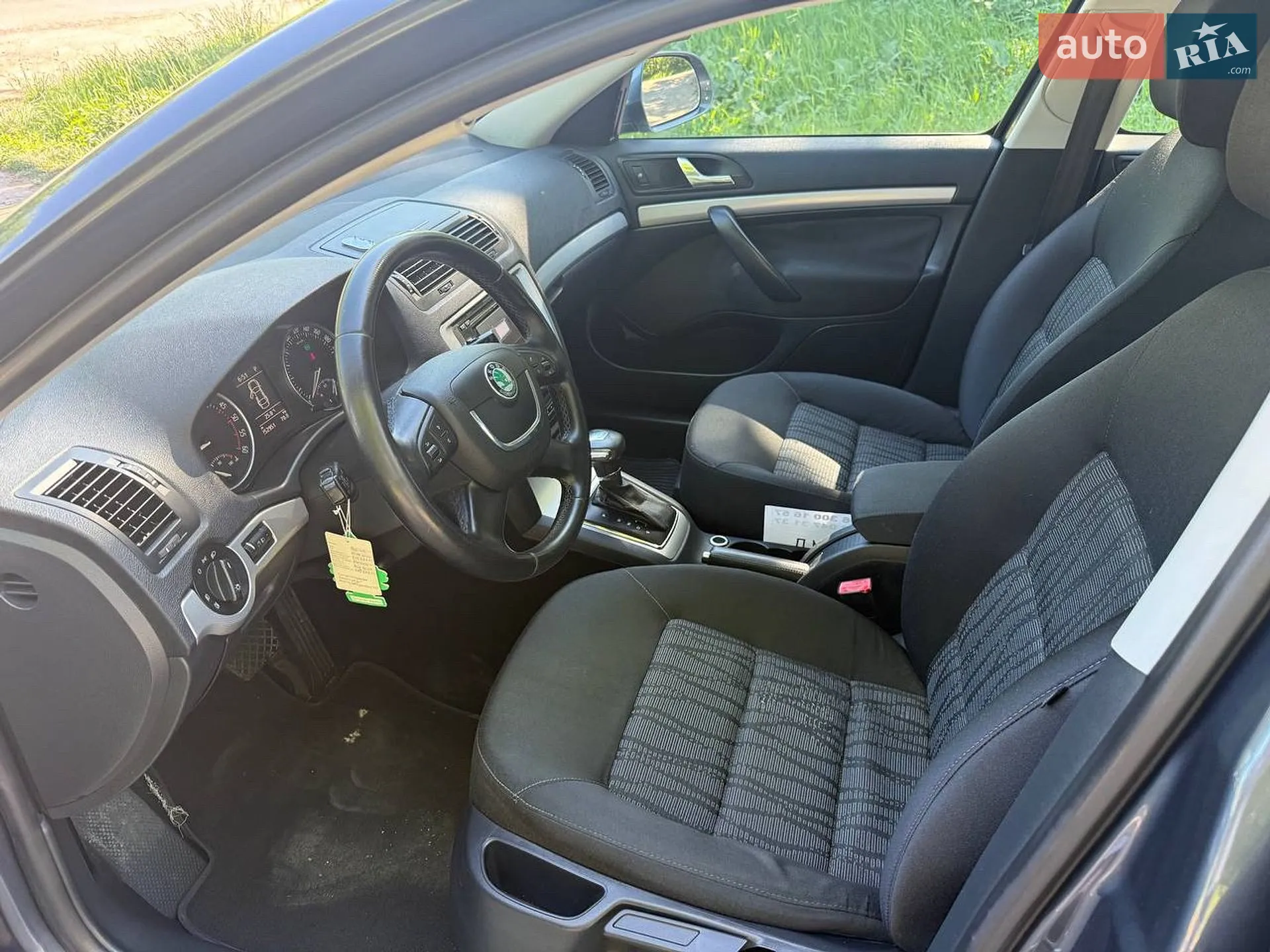 2011 Skoda Octavia - мініатюра 13