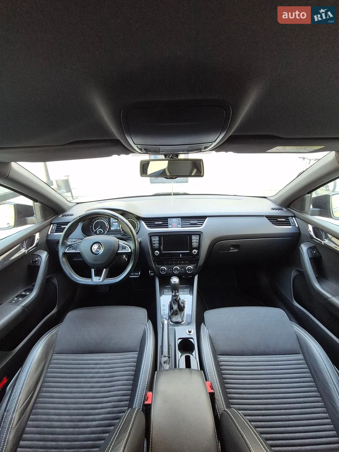 2016 Skoda Octavia - мініатюра 26