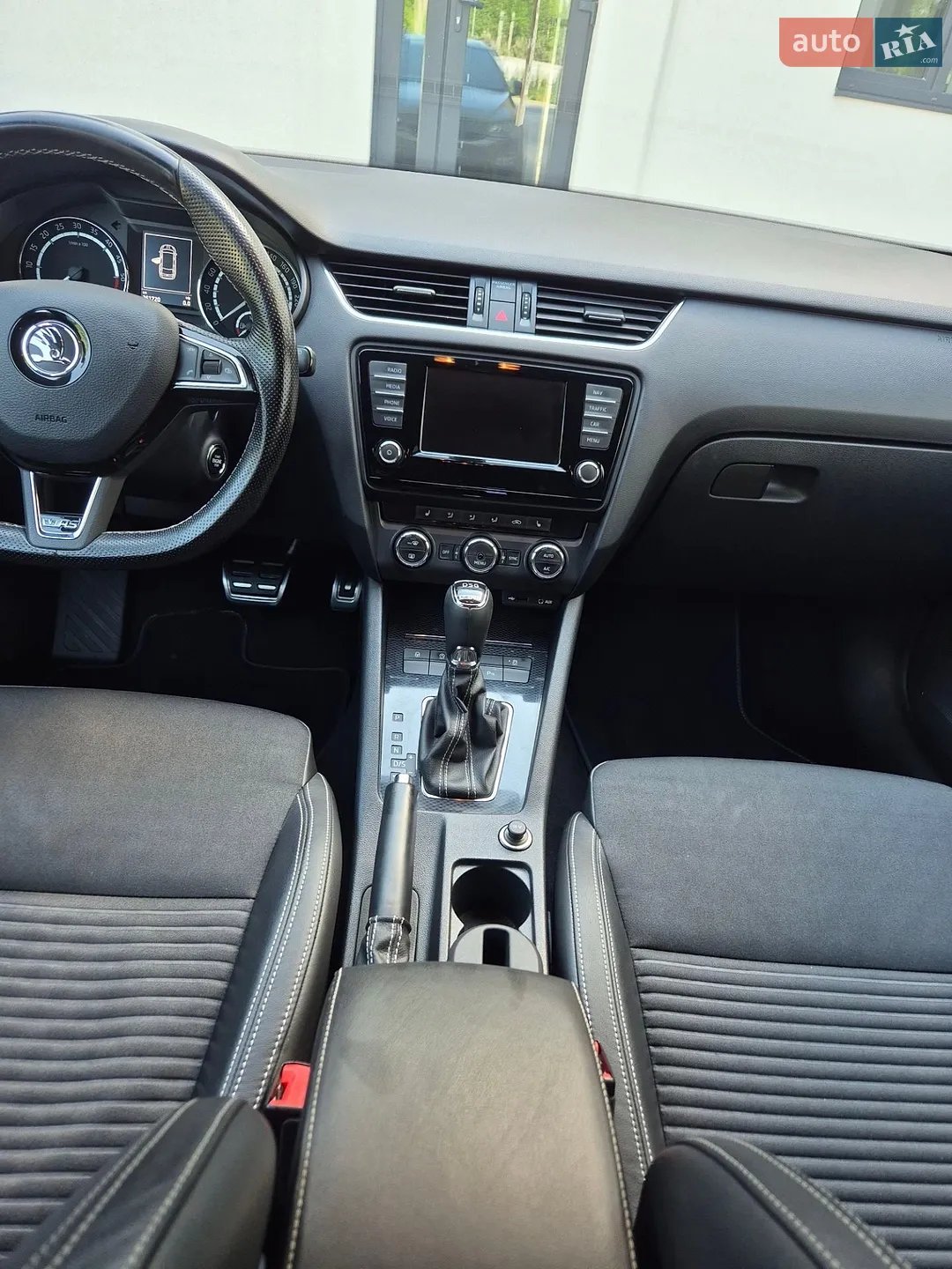 2016 Skoda Octavia - мініатюра 43