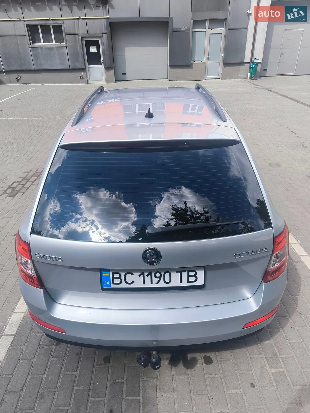 2016 Skoda Octavia - мініатюра 2