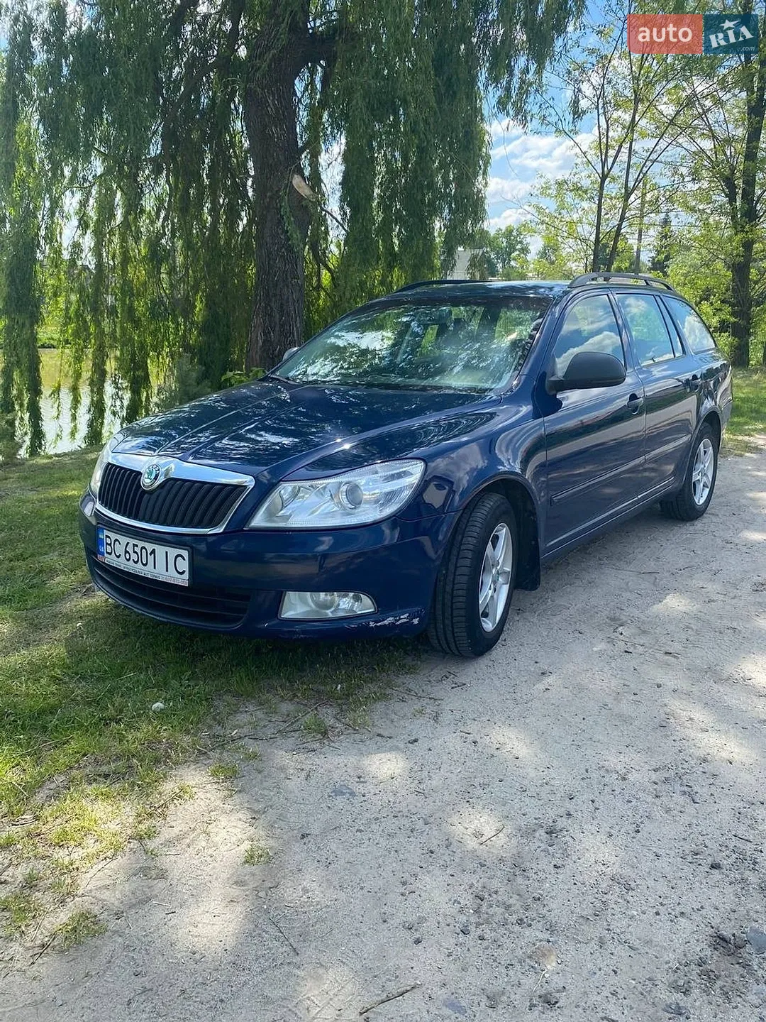 2011 Skoda Octavia - мініатюра 2