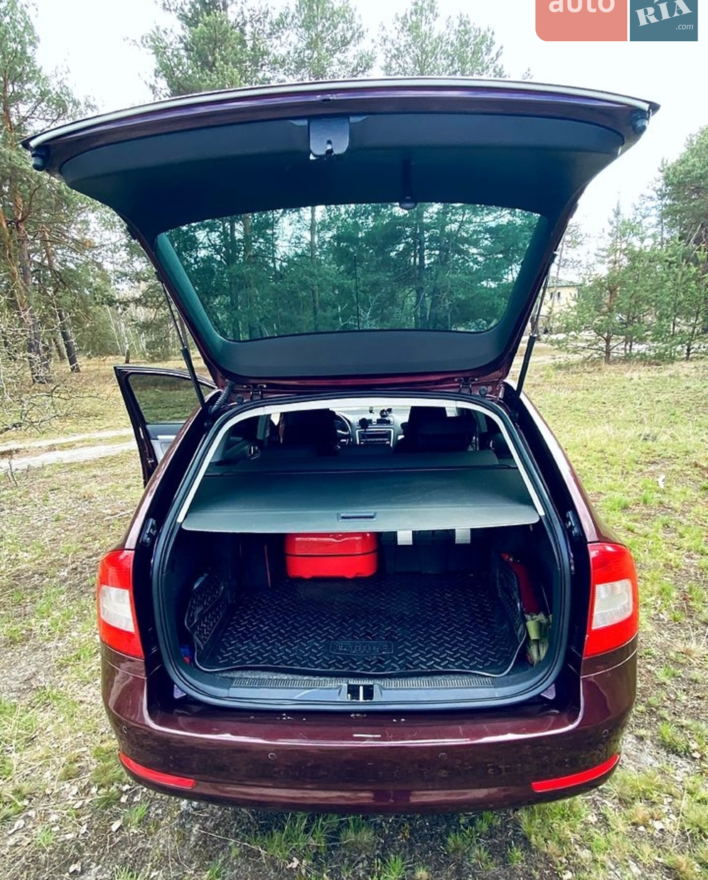 2010 Skoda Octavia - мініатюра 8