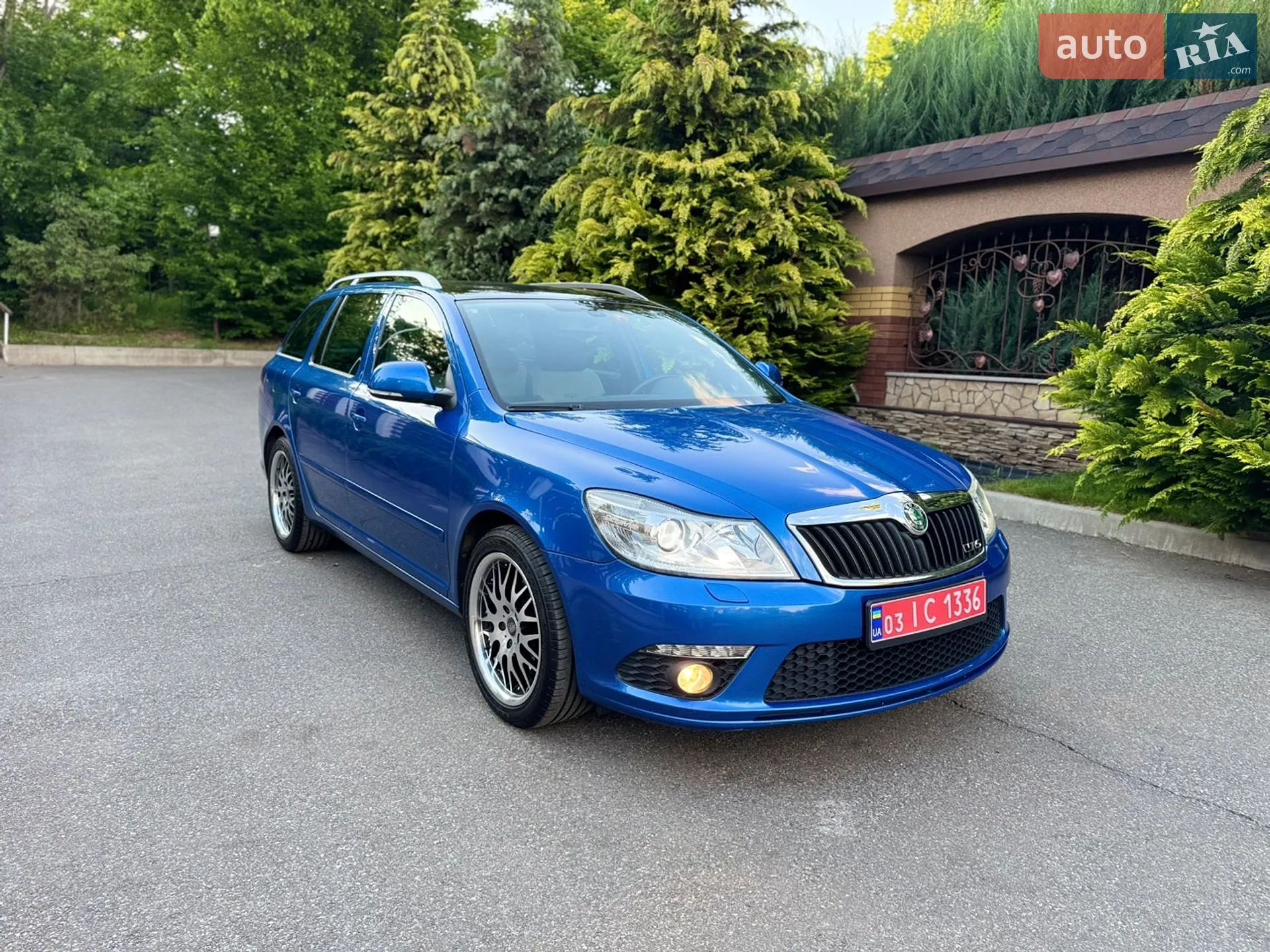 2010 Skoda Octavia - мініатюра 16