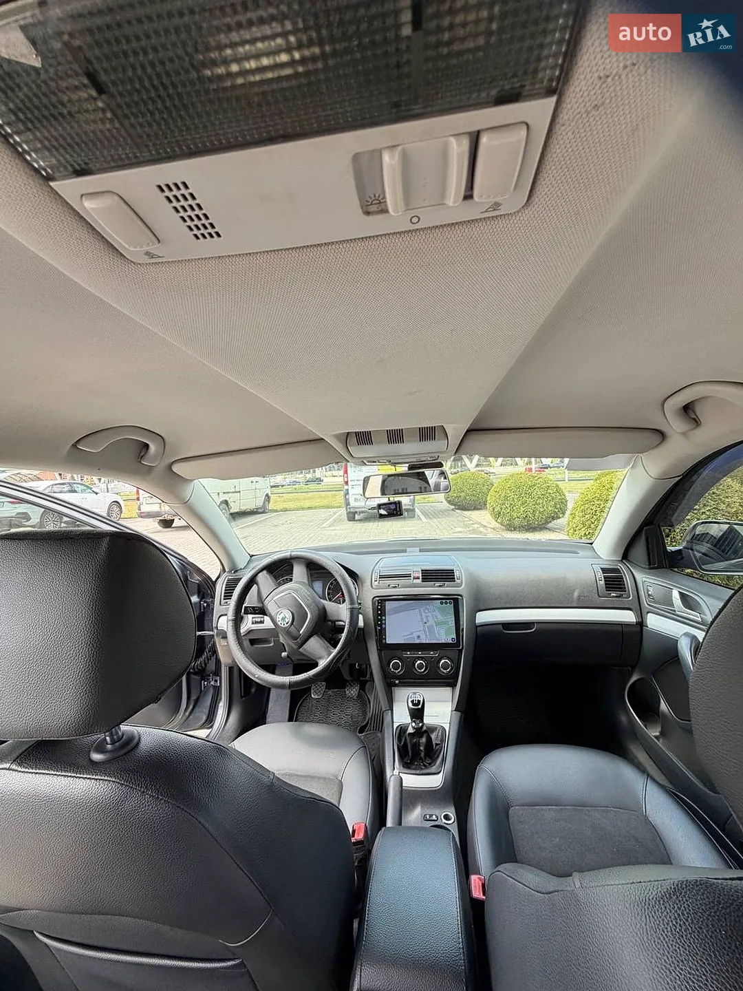 2010 Skoda Octavia - мініатюра 13