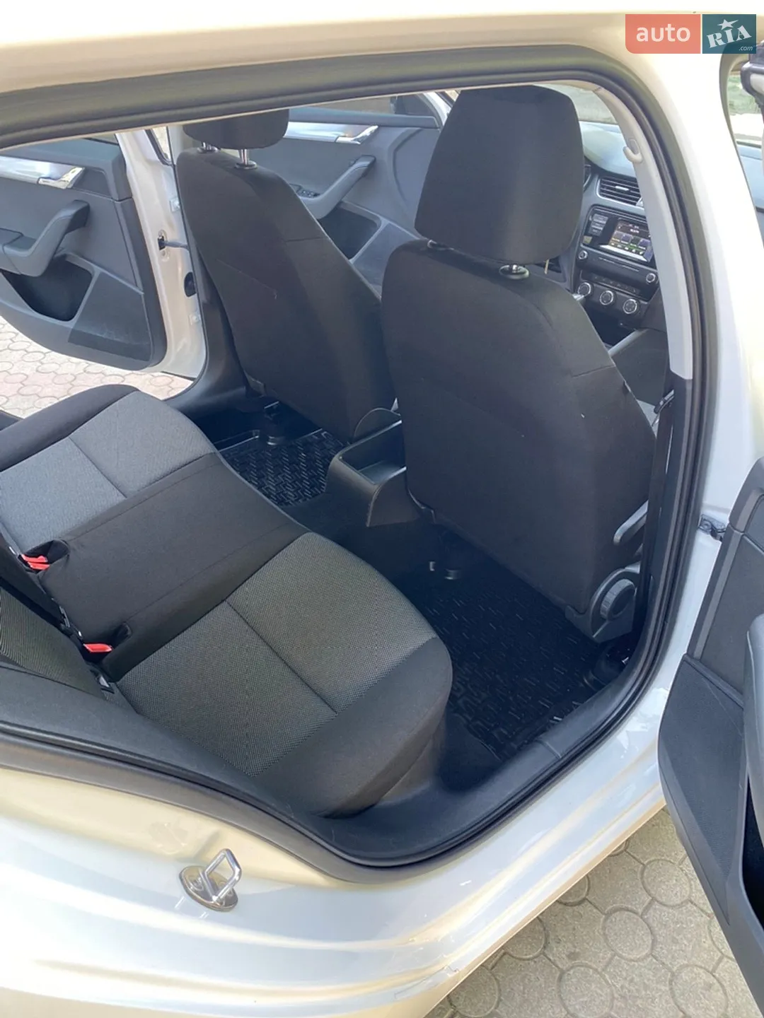 2015 Skoda Octavia - мініатюра 14