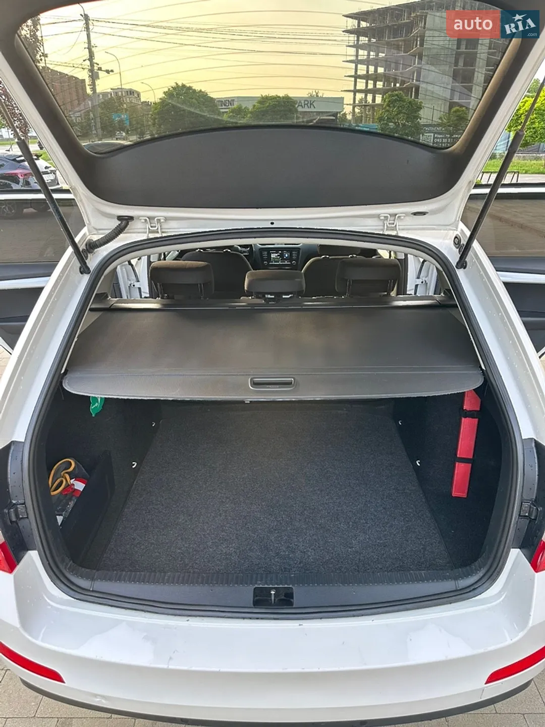 2016 Skoda Octavia - мініатюра 18