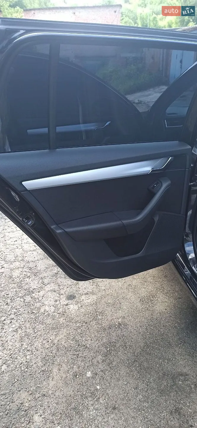 2019 Skoda Octavia - мініатюра 13
