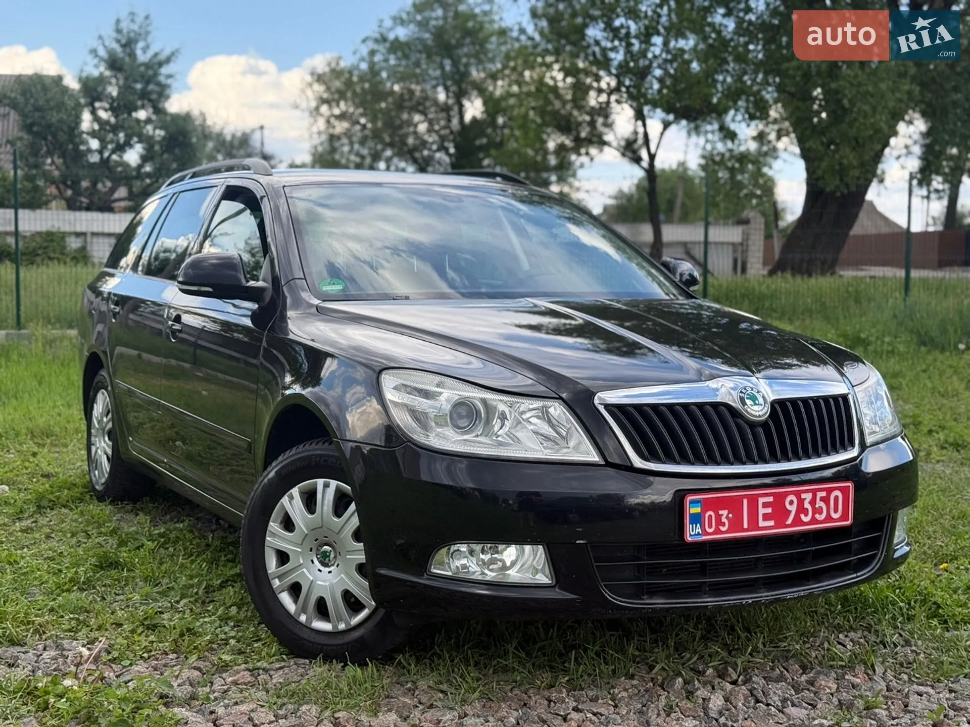2010 Skoda Octavia - мініатюра 2