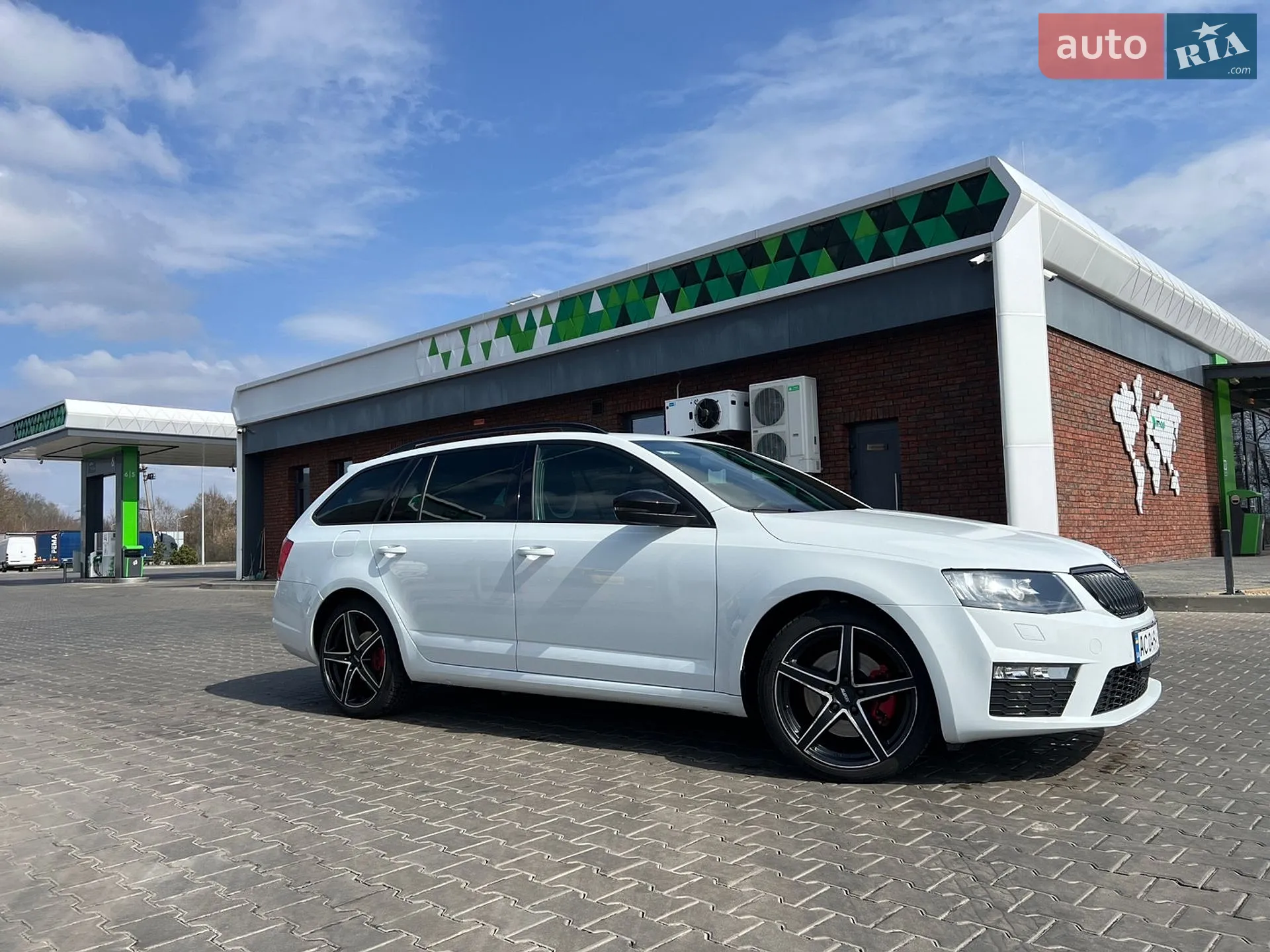 2016 Skoda Octavia - мініатюра 8