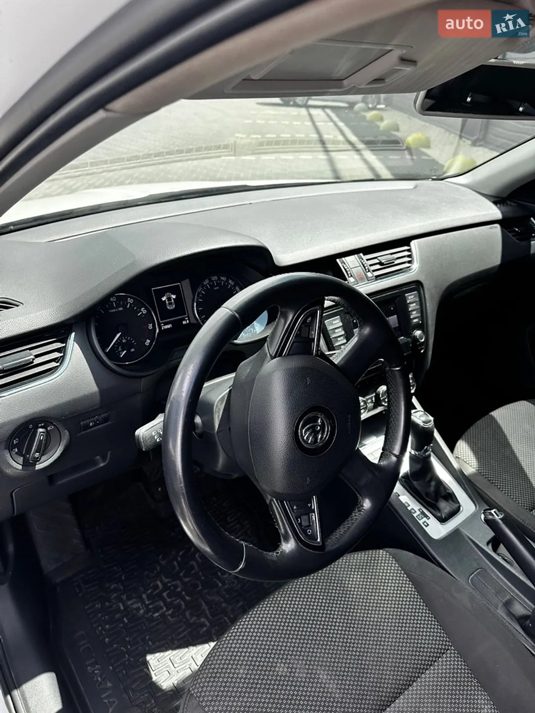 2014 Skoda Octavia - мініатюра 10